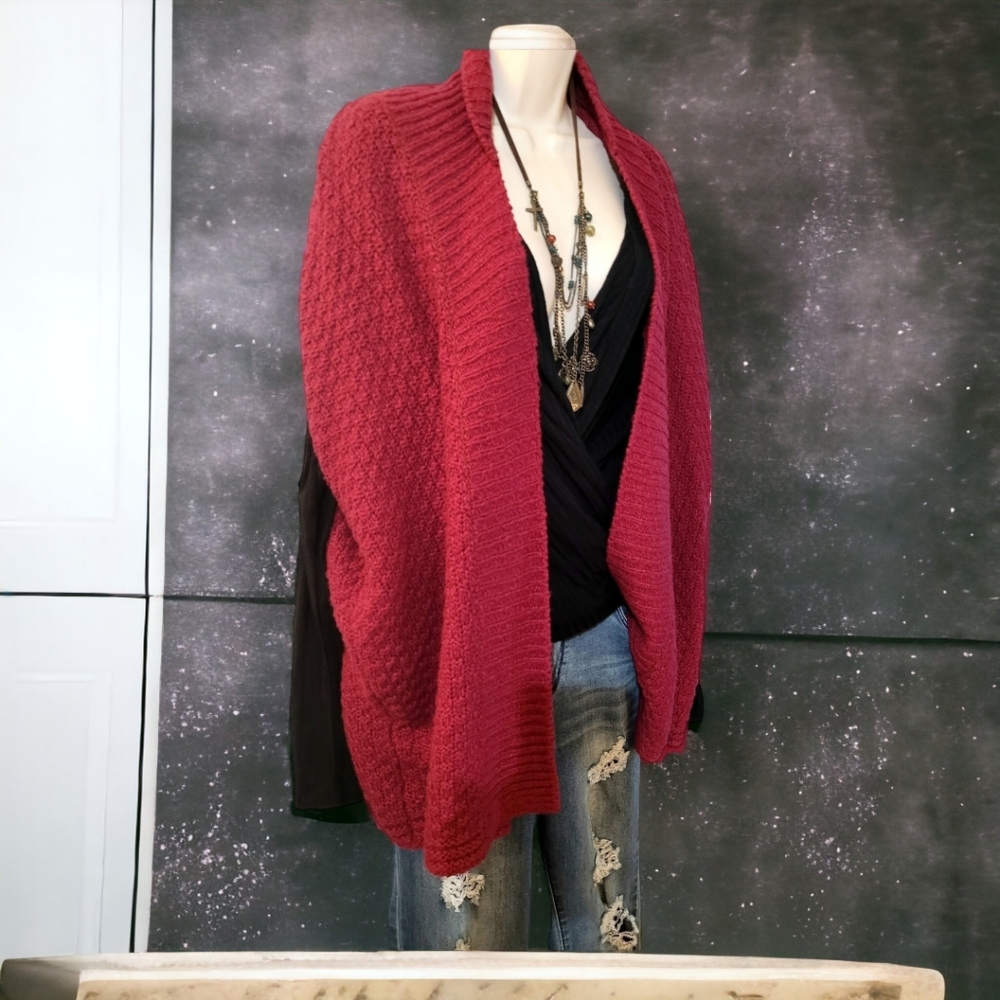 Red chunky cable knit slouchy sweater size medium - Picture 5 of 12